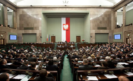 Budżet: Jacek Sasin: deficyt mniejszy od założeń