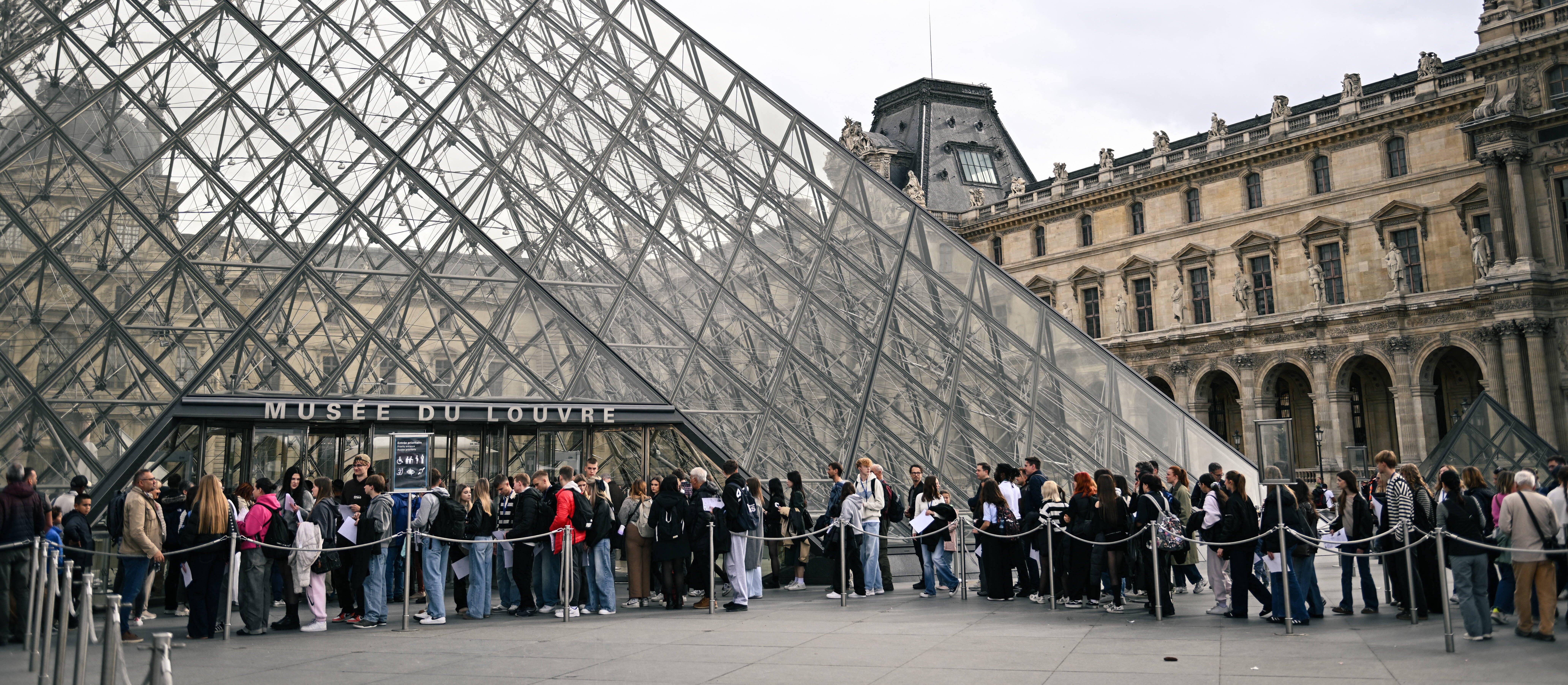 Nowe ceny w Luwrze. Kto zapłaci więcej?