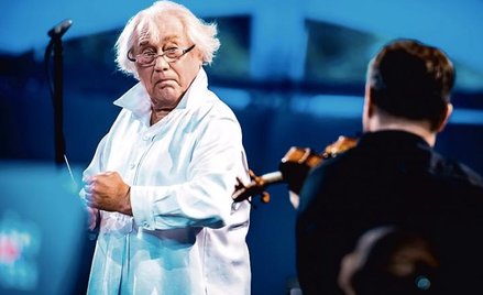 Jerzy Maksymiuk jest wymagający do granic i potrafi doprowadzić do skrajnych emocji, ale zawsze słyc
