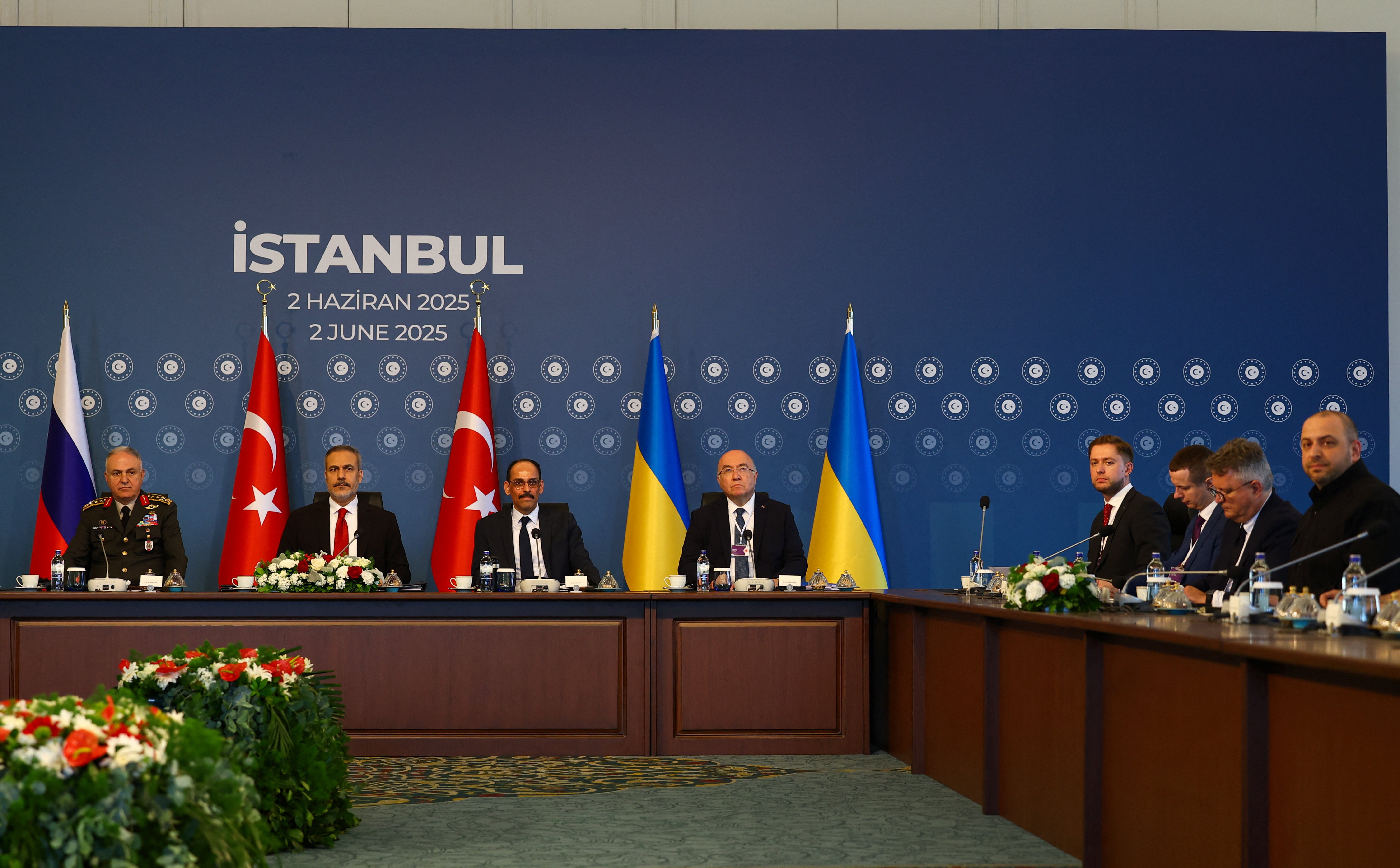 Stambuł: Ukraina i Rosja rozmawiają o pokoju, szykują się do większej wojny