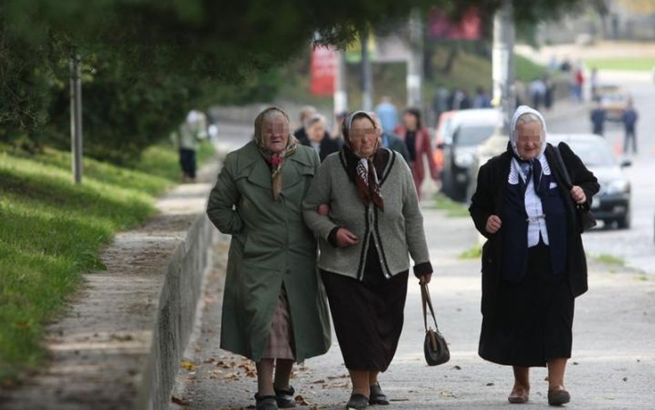 Kobiety nie muszą się spieszyć ze skladaniem wniosków