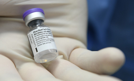 Koronawirus: Europol ostrzega przed fałszywymi szczepionkami