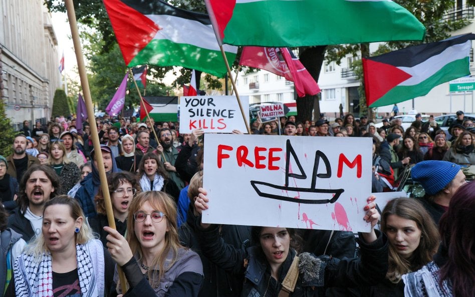 Manifestacja propalestyńska przed siedzibą MSZ w Warszawie, 2 października