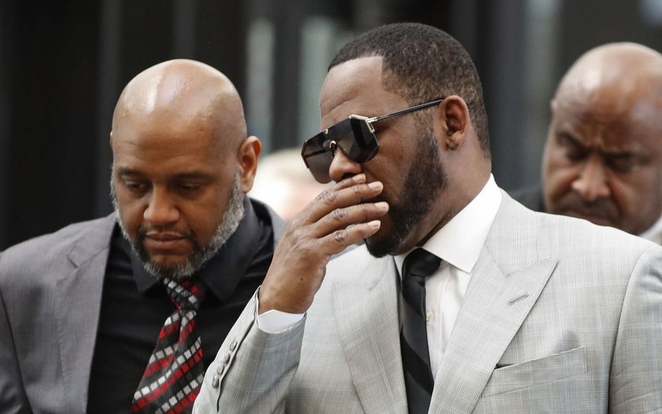 R. Kelly aresztowany. Zarzuty przestępstw seksualnych