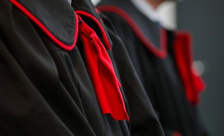 Prokuratorzy na sali Sądu Apelacyjnego w Warszawie