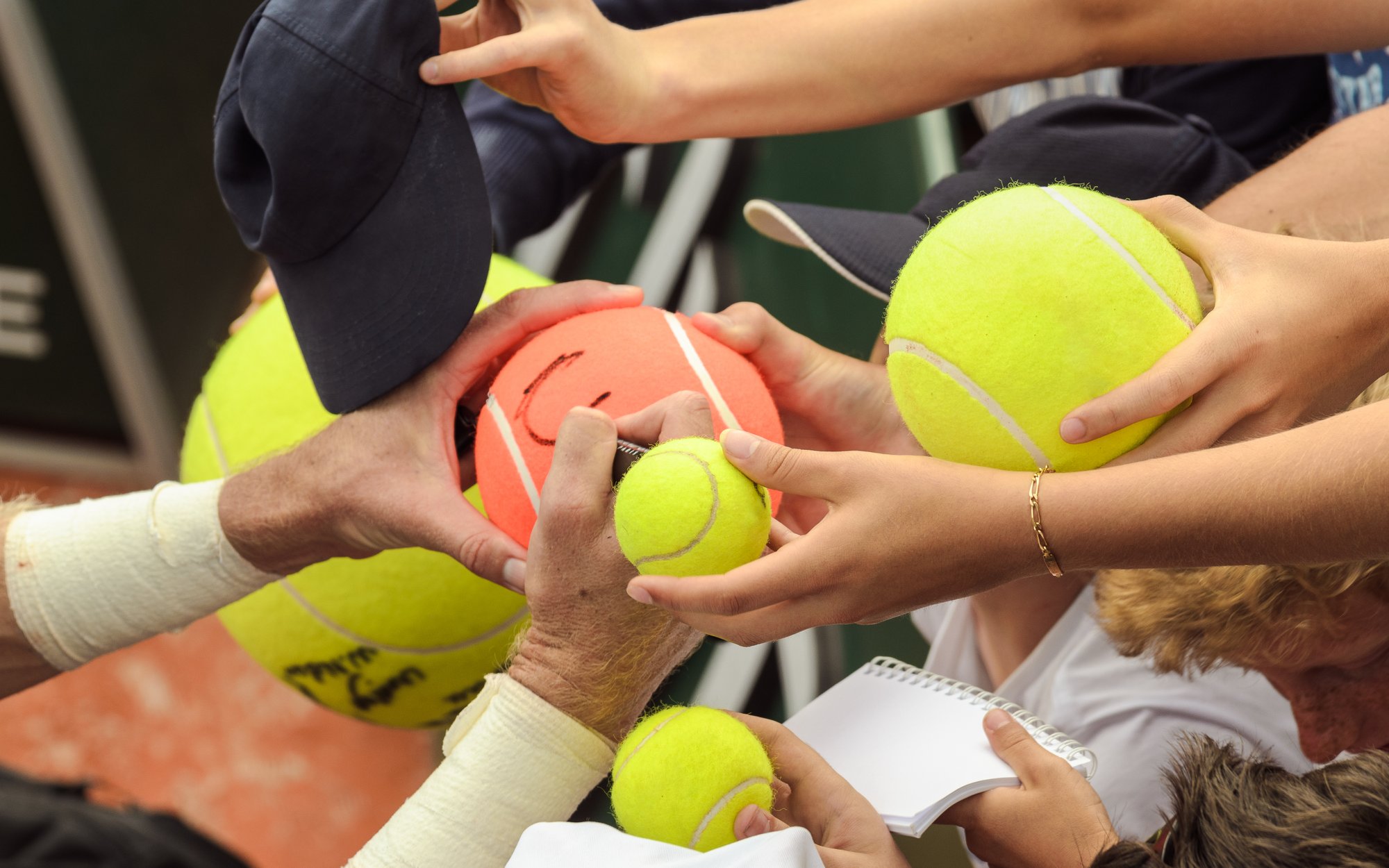 Mikołaj Małecki: Nie bierz sobie prawa wzięcia cudzej czapki