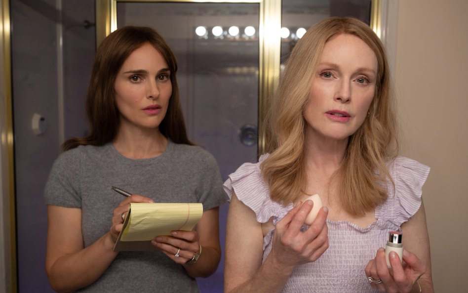 Natalie Portman i Julianne Moore w „Obsesji”. Od piątku w kinach