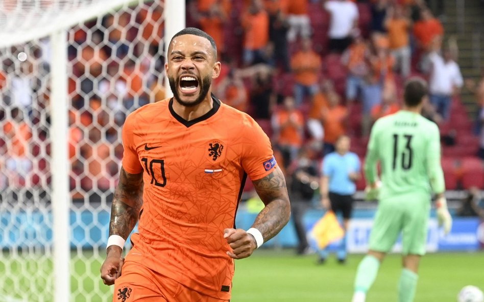 Memphis Depay - 2 gole