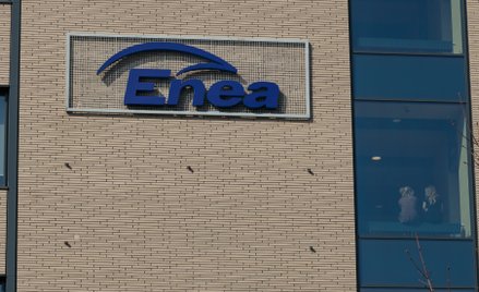 Jak inwestować w OZE? Miliardy na transformację Enei budzą pytania