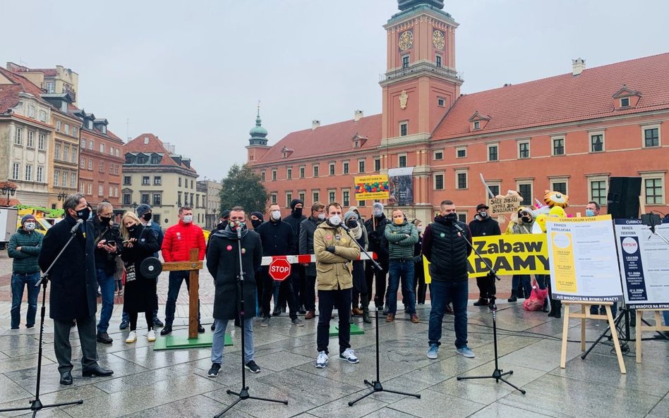 Przemysł spotkań i hotelarze manifestują w Warszawie