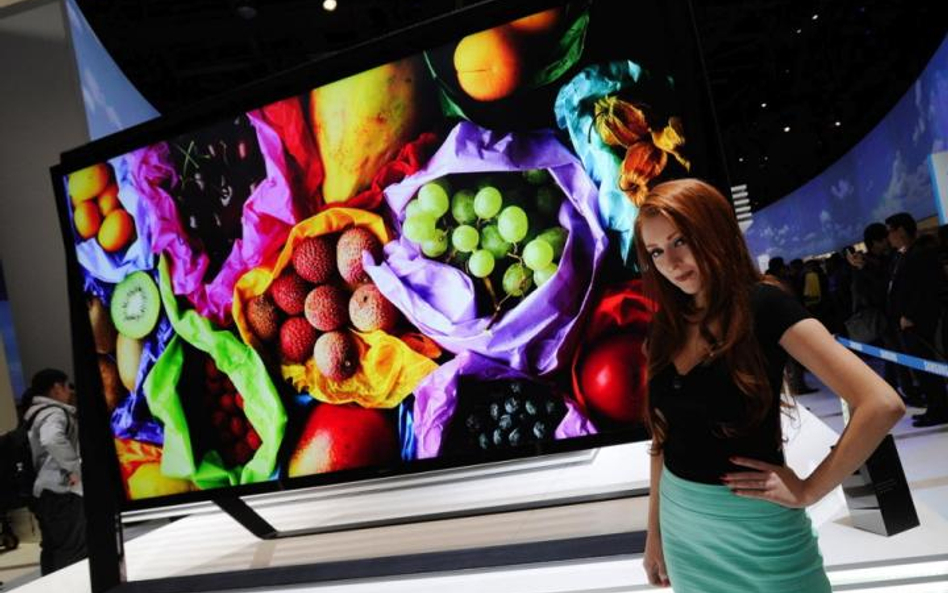Olbrzym Samsunga 110 cali i podwyższona rozdzielczość Ultra HD