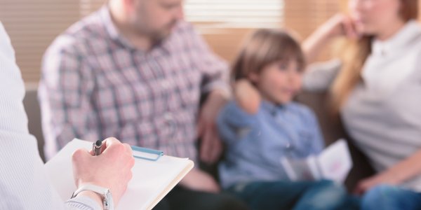 Aktualna opinia biegłych potrzebna, gdy rodzice nie potrafią się porozumieć ws. dzieci