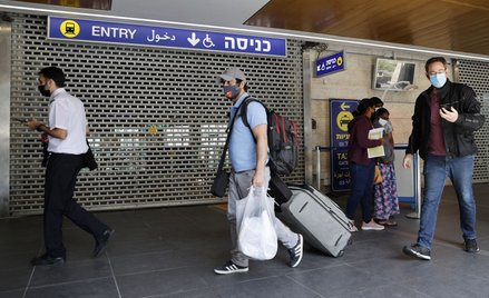 Koronawirus. Izrael nie złagodzi przepisów dotyczących masek dla zaszczepionych