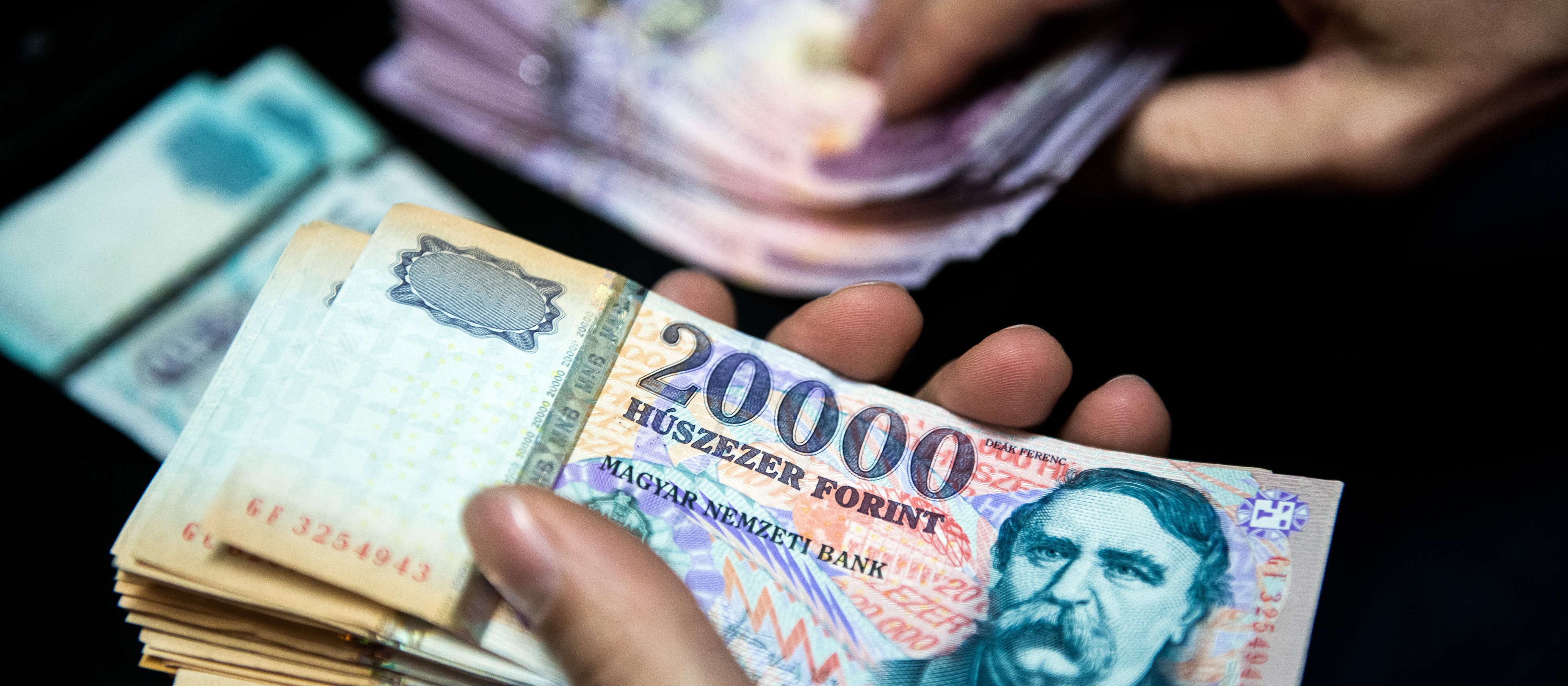 Forint stał się już zbyt mocny?