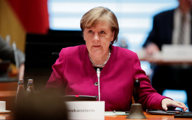 Polityk partii Merkel żąda wstrzymania budowy Nord Stream 2