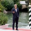 Czarny papież z dredami na motorowerze oraz Blanchett, Roberts i Clooney w Wenecji