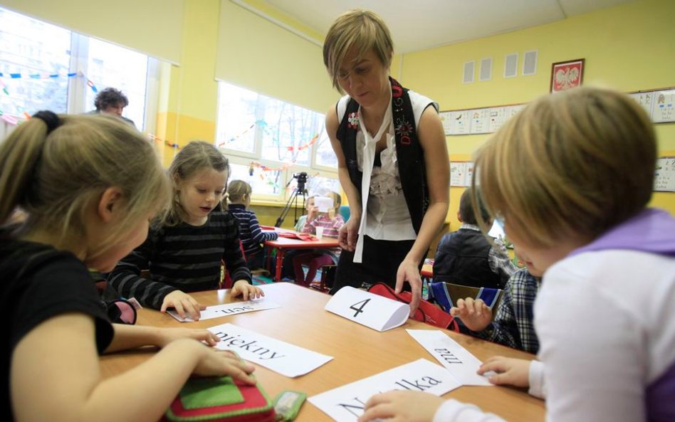 Gminy zachęcają do zapisania sześciolatków do pierwszej klasy