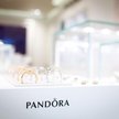 Pandora straciła zapasy biżuterii. Rabusie napadli na e-sklep