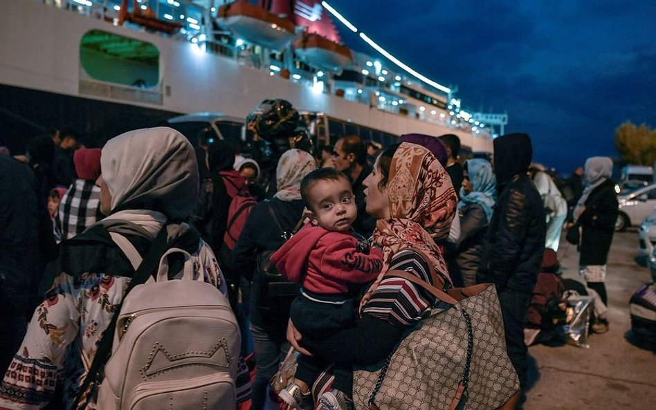 Imigracja: Trudno dzielić rozbitków