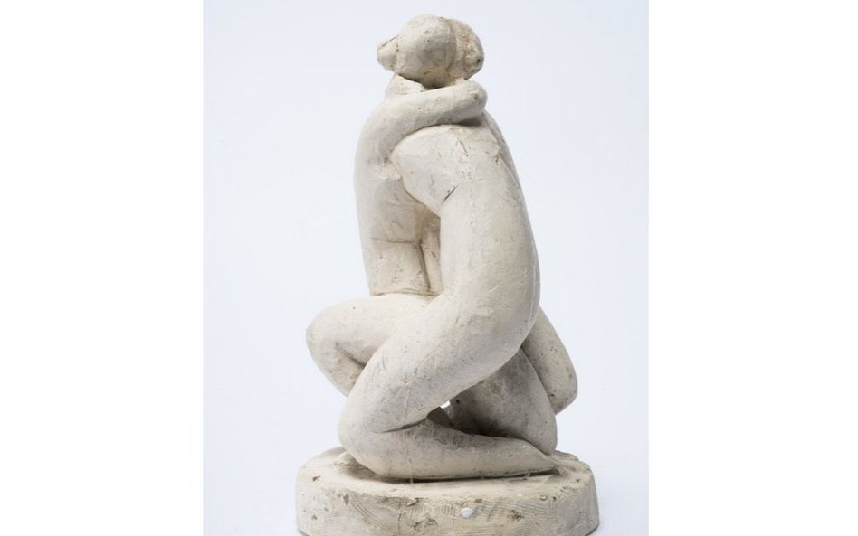 August Zamoyski „ Ich dwoje”, około 1920, Zakopane, gips, fot. Piotr Jamski, archiwum MNW