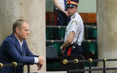 Przewodniczący Platformy Obywatelskiej Donald Tusk na sali obrad Sejmu w Warszawie