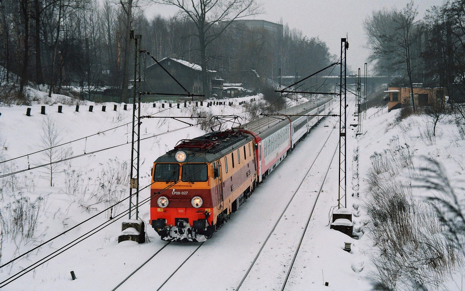 W porównaniu ze schematem kolejowym Zagłębia Ruhry aglomeracja śląsko-dąbrowska wygląda jak teren ro