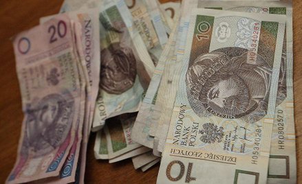Polacy biorą coraz więcej kredytów
