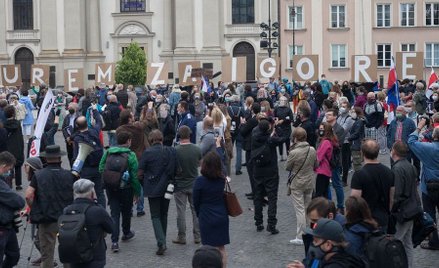 Akcja Murem za Tuleyą. Iustitia: Izba Dyscyplinarna SN to przebierańcy a nie sędziowie