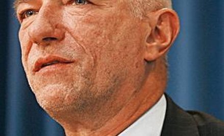 Jutro do rady nadzorczej PZU mają wejść Zbigniew Ćwiąkalski (były minister sprawiedliwości),...