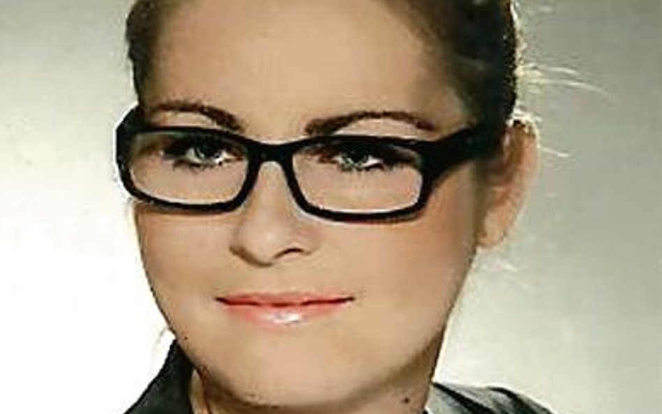 Marta ?Gronos, starszy konsultant ?w ECA