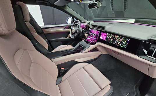 Porsche Cayenne Electric Turbo