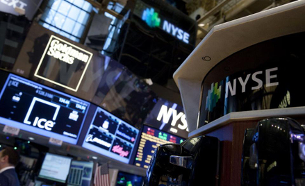 Wall Street czeka na wystąpienie szefa Fed