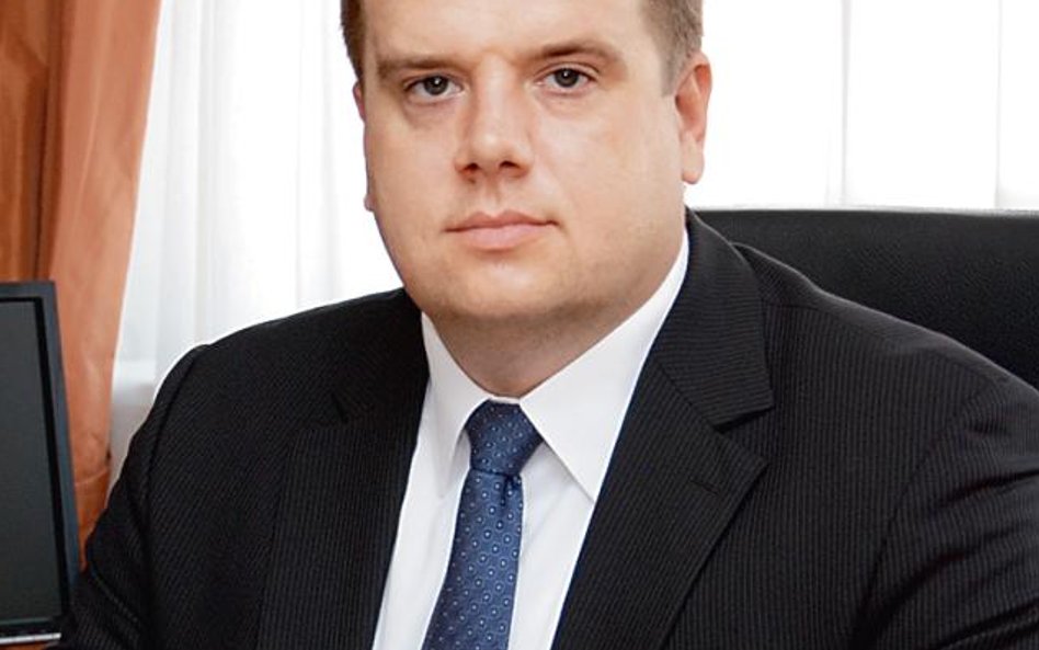 Dziekan Warszawskiej Izby Radców Prawnych Włodzimierz Chróścik krytykuje rządowy program