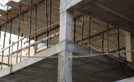 Rewitalizację otoczenia inwestycji przez dewelopera można zaliczyć do kosztów