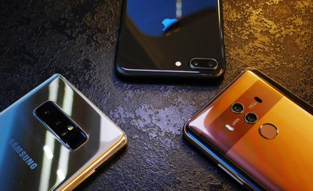 Telekomy chcą sprzedawać telefony bez abonamentu i na raty