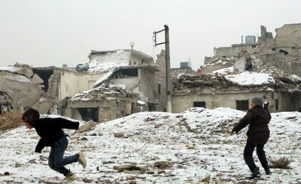 Tak wygląda Aleppo, którego część znajduje się w rękach zbrojnej opozycji bombardowanej obecnie inte
