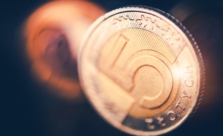 Złoty rekordowo słaby. Dolar i frank najdroższe w historii