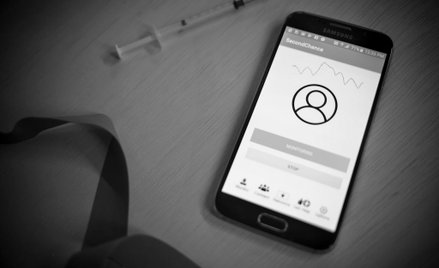 Aplikacja na smartfona pomoże przetrwać opioidową epidemię