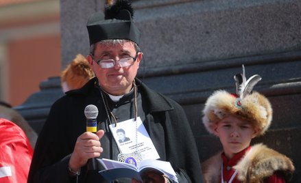 Suspendowany prezbiter rzymskokatolicki archidiecezji krakowskiej, kaznodzieja i rekolekcjonista Pio