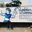 Maria Skłodowska-Curie, symbol polskiego sukcesu, trafiła na mury