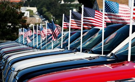 USA uginają się pod nowymi, niesprzedanymi samochodami