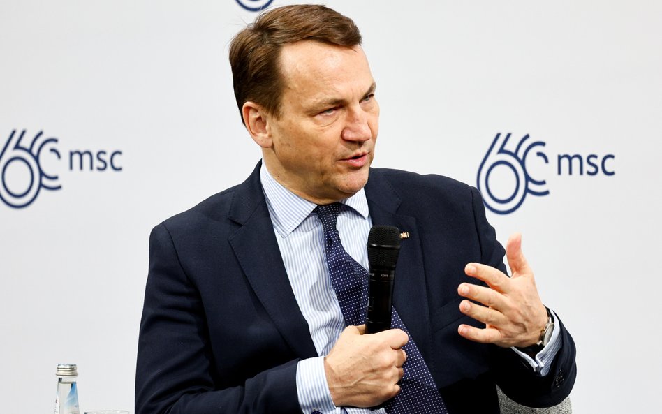 Szef MSZ Radosław Sikorski