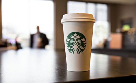 Starbucks testuje nowe kubki. Ma nadzieje, że klienci nie zauważą różnicy