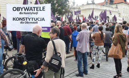 Aktywny dzień opozycji w starciu o Sąd Najwyższy