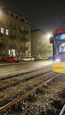 Tramwaje Warszawskie planują remont torowiska w Al. Niepodległości