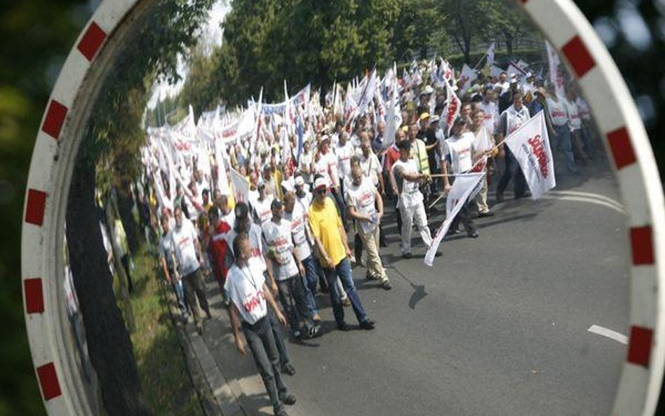 Związkowa rada pracowników nadal działa przez rok