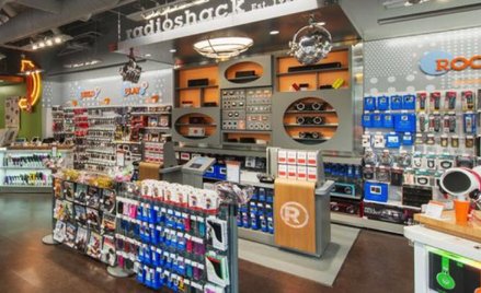 RadioShack walczy o przetrwanie, stąd kontrowersyjna decyzja o sprzedaży informacji o klientach
