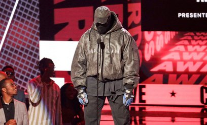 Kanye West podczas gali BET Awards 2022 w Los Angeles