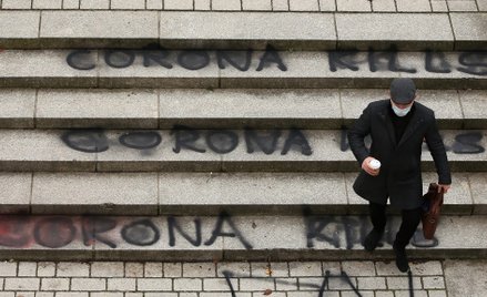 Betlej: Rozluźnianie restrykcji, to zaproszenie dla wirusa