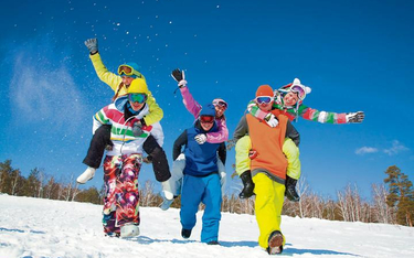 Zachęcająca do uprawiania narciarstwa pogoda nie rozpieszcza ostatnio miłośników zimowych sportów.
